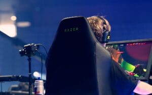 Razer X Karmine Corp - Razer Iskur V2 NewGen Giveaway