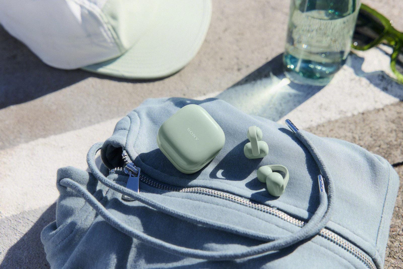 Win: Sony Linkbuds Clip-oordopjes T.w.v. €199 + Publicatie In Columbus Travel!